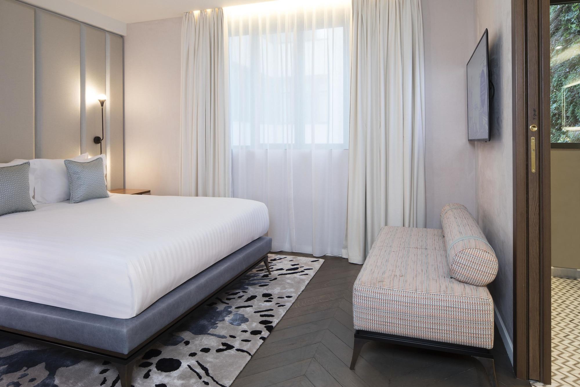 ホテル メゾン ブレゲ パリ エクステリア 写真 A bedroom at the hotel
