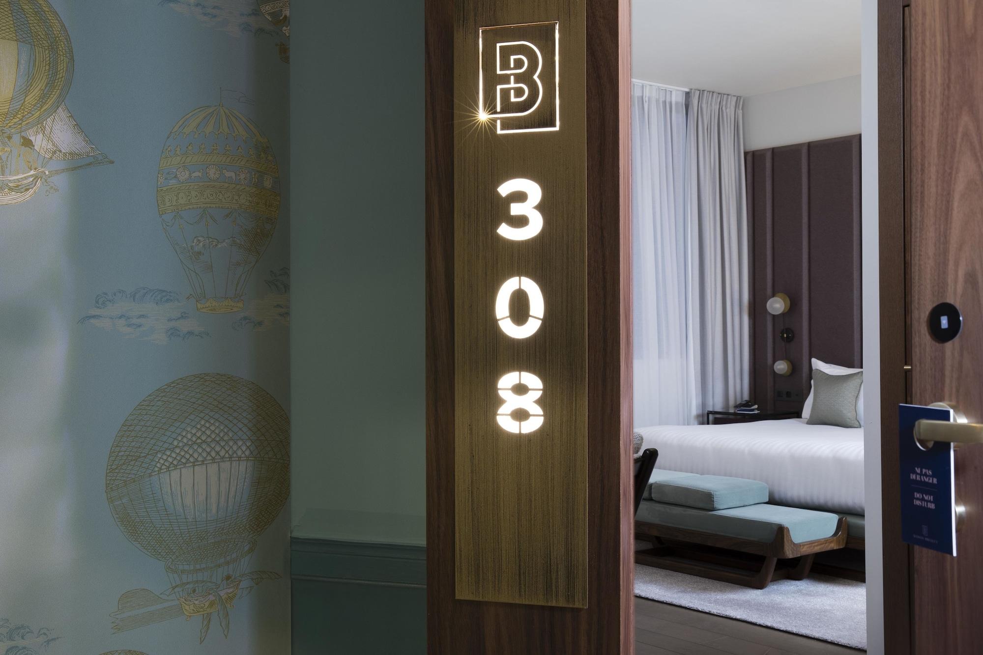 ホテル メゾン ブレゲ パリ エクステリア 写真 B&B Hotel logo
