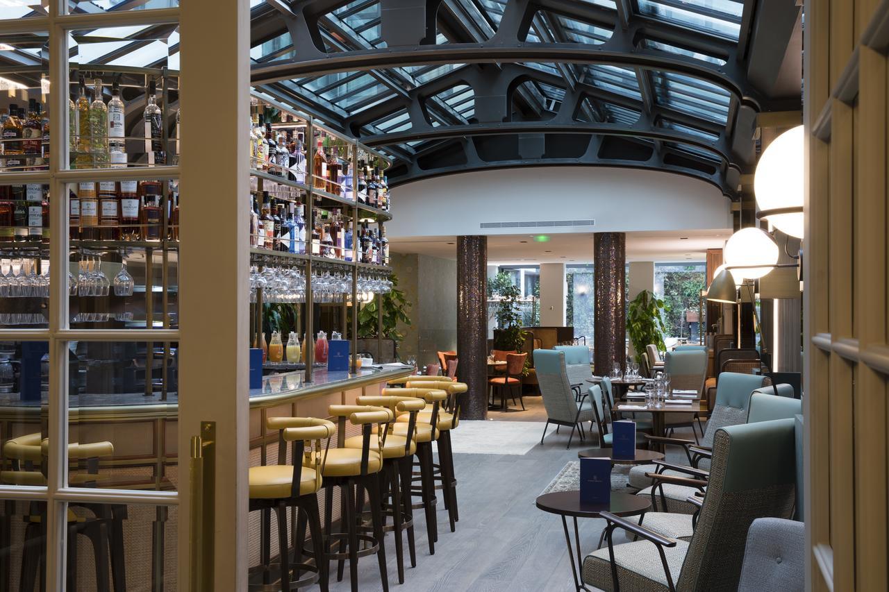 ホテル メゾン ブレゲ パリ エクステリア 写真 The bar at the restaurant